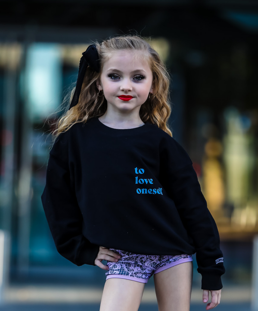 The Dark Romance Sweatshirt (OLL252-BLK) - Black - FINAL SALE – Oh