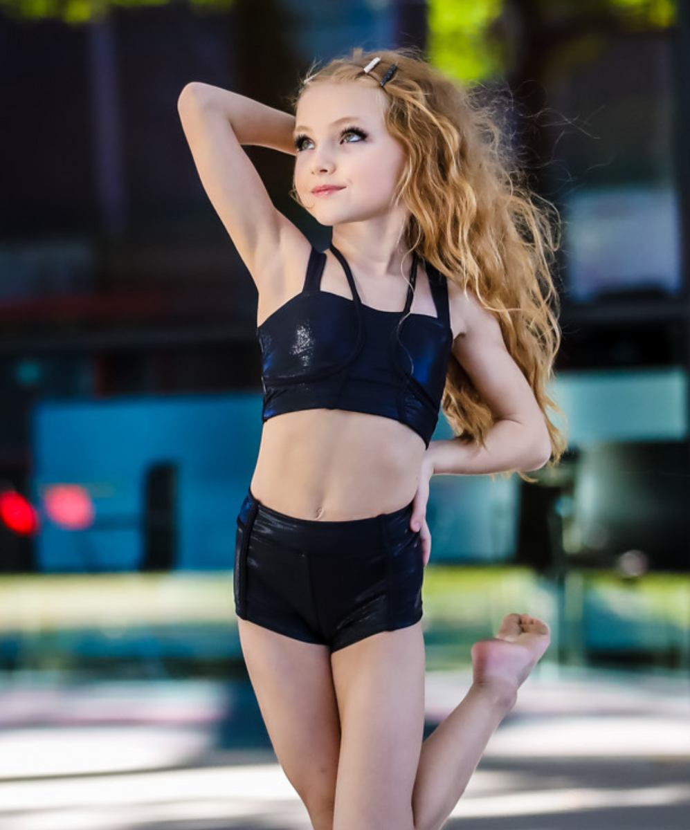 Untitleddesign_72_1200x1200.