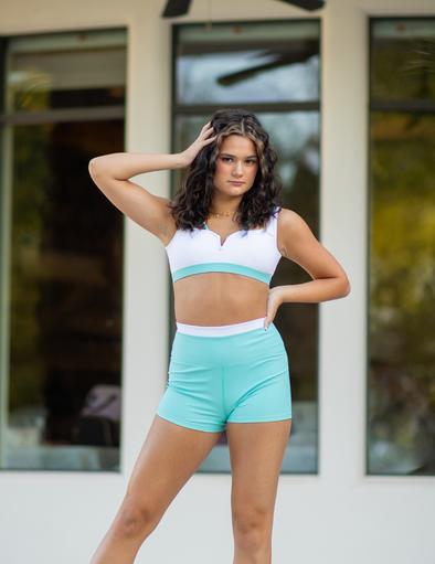 The Taylor Short (OLL367-ASW) - Aqua Sky/White