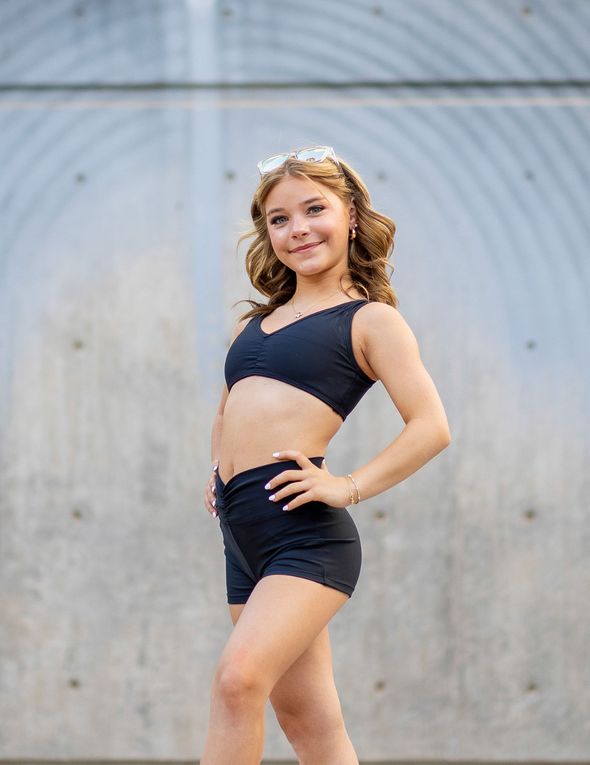 The Sunset Short (OLL394-BLK) - Black